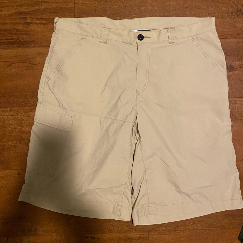 mens columbia shorts cargo